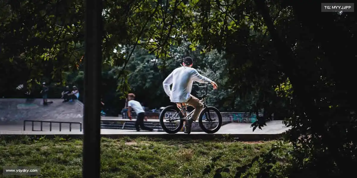 米兰·(milan)中国👥携手拼搏，共赴热爱 —— 这里，是属于每一个运动者的战场！